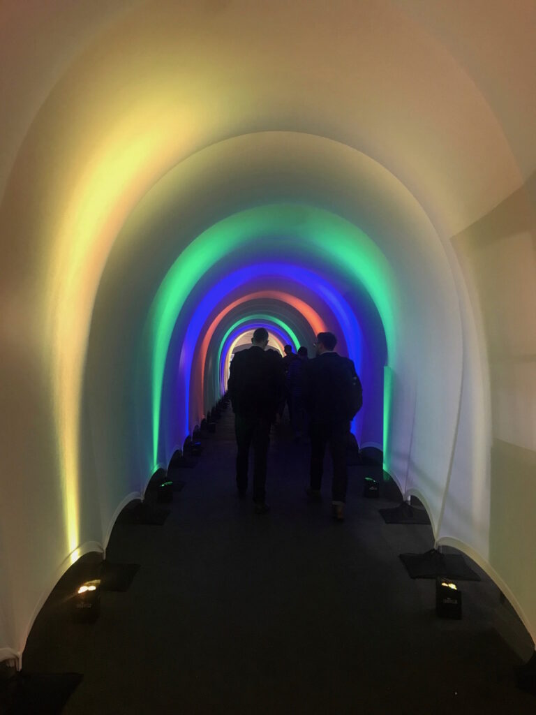 Excited when they arrive, impressed when they leave - Fabric tunnel for rent