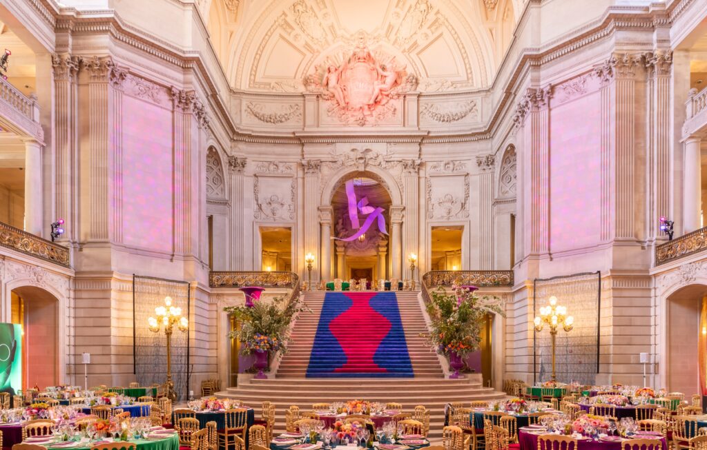For the San Francisco Opera Ball, The San Francisco City Hall, is enhanced with The Originators tension fabric ribbons. A rental for events, our clients suspended the AirWaves fora powerful entryway making a lasting first impression.