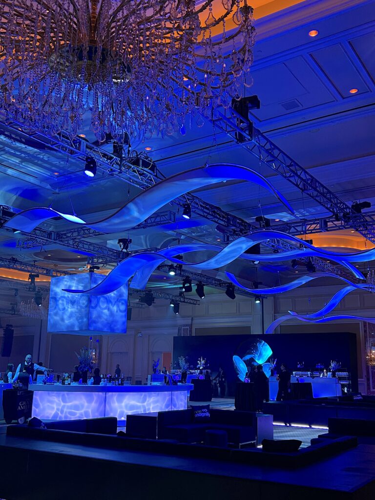 LOOK UP! The Originators’ have creatively solved a longtime cold-case crime. It’s what we in the design industry hyperbolically call the crime of ignoring “otherwise uninvolved space.”